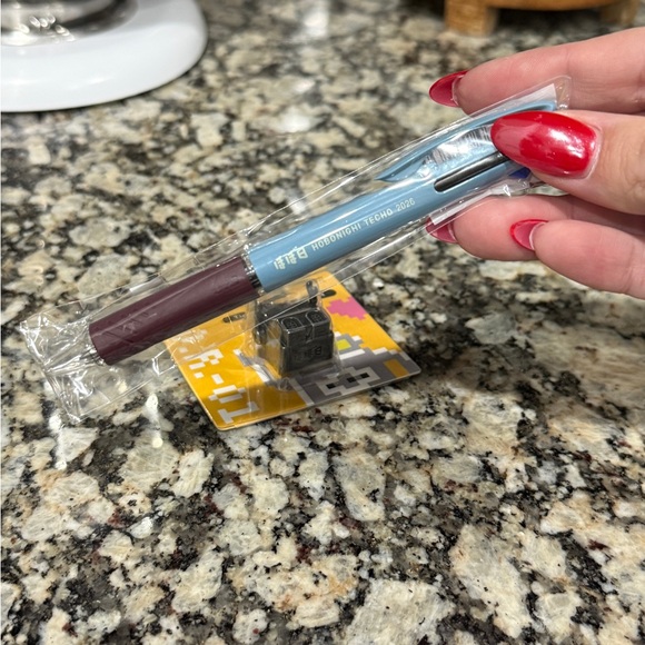 2026 Hobonichi Pen & Robot Paperweight - Picture 2 of 3